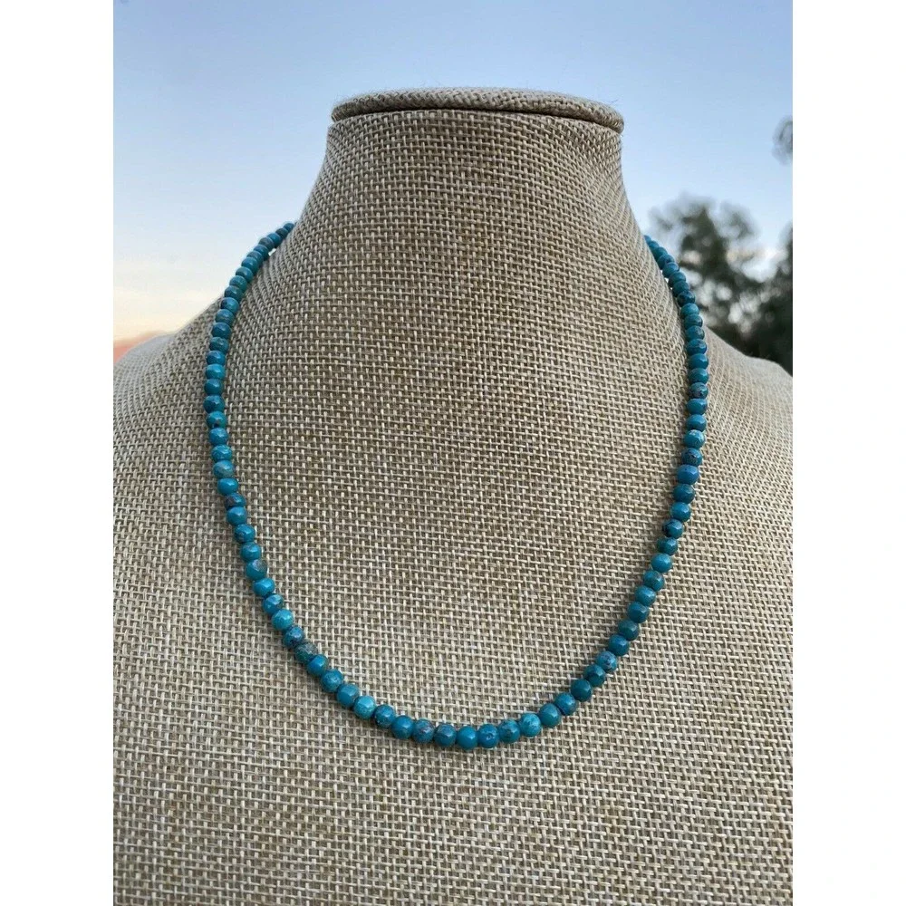 Navajo Royston Green Turquoise & Sterling Silver 16 Inch Necklace - Picture 8 of 10